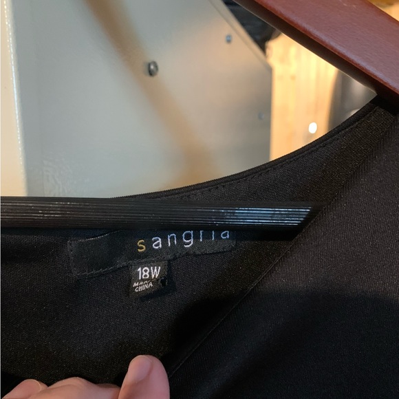 Like new formal dress 18w - Picture 4 of 4